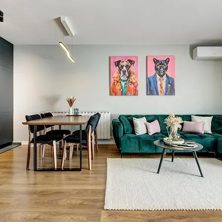 Boutique In Vitosha-free Garage Apartman Szófia
